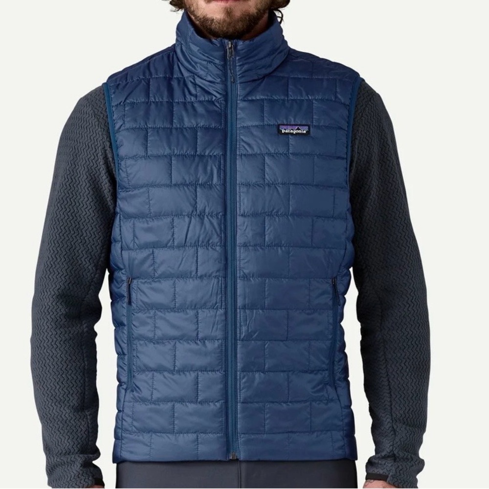 Patagonia Men's Navy Insulated Vest